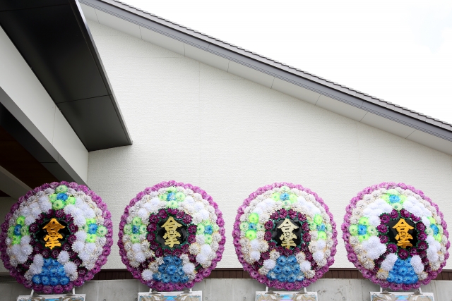 葬儀の規模について考えておく